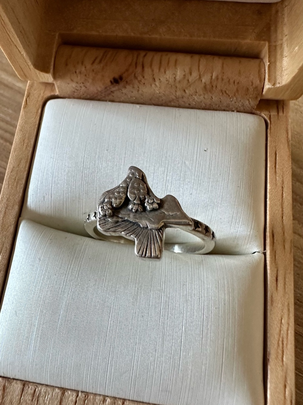 James Avery Silver Texas Ring with Floral Detail - Picture 2 of 4